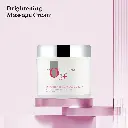 BrighteningMassageCream300gLifestyle-min_1.webp